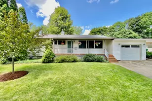 325 Kishwaukee Dr, Sycamore, IL 60178 - Photo 1