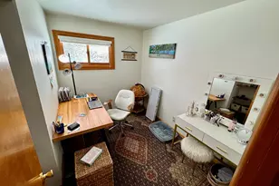 325 Kishwaukee Dr, Sycamore, IL 60178 - Photo 11