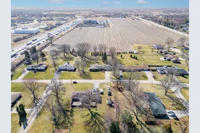 7681 Mill Road, Rockford, IL 61108 - Photo 43