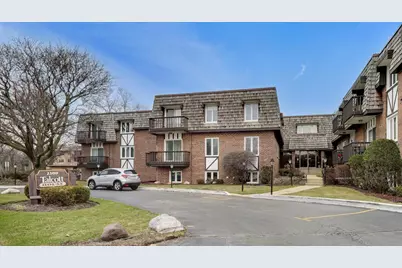 2300 W Talcott Road #1D, Park Ridge, IL 60068 - Photo 1