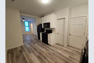 2216 W 21st Place #2F, Chicago, IL 60608 - Photo 7