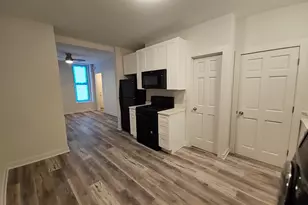 2216 W 21st Pl, Chicago, IL 60608 - Photo 7