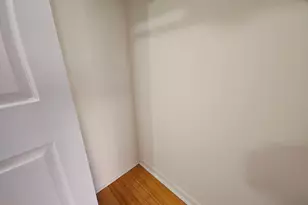 2216 W 21st Pl, Chicago, IL 60608 - Photo 3