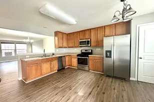 2518 Anna Wy, Elgin, IL 60124 - Photo 5