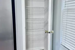 2518 Anna Wy, Elgin, IL 60124 - Photo 7