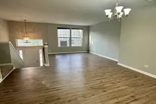 2518 Anna Wy, Elgin, IL 60124 - Photo 9