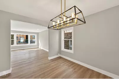 8047 S Kingston Avenue, Chicago, IL 60617 - Photo 5