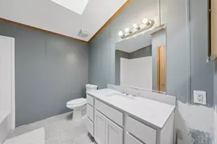 157 Sparrow Dr, Lynwood, IL 60411 - Photo 7