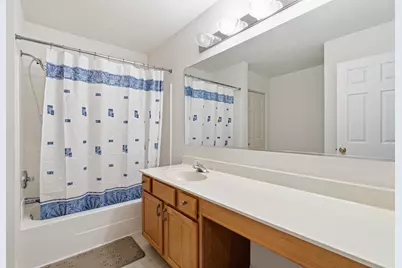 100 Sycamore Drive, Bolingbrook, IL 60490 - Photo 21