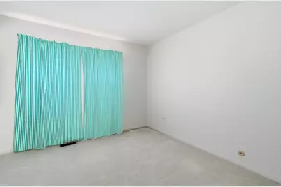 100 Sycamore Drive, Bolingbrook, IL 60490 - Photo 25