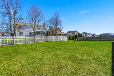 100 Sycamore Drive, Bolingbrook, IL 60490 - Photo 37