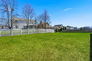 100 Sycamore Dr, Bolingbrook, IL 60490 - Photo 37