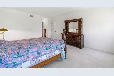 100 Sycamore Drive, Bolingbrook, IL 60490 - Photo 19