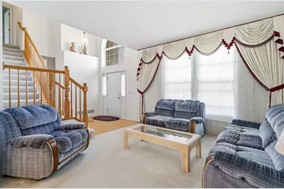 100 Sycamore Drive, Bolingbrook, IL 60490 - Photo 3