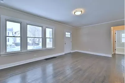 9016 Southview Avenue, Brookfield, IL 60513 - Photo 5