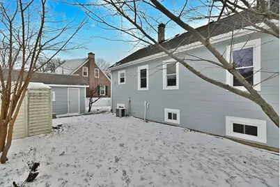 9016 Southview Avenue, Brookfield, IL 60513 - Photo 7