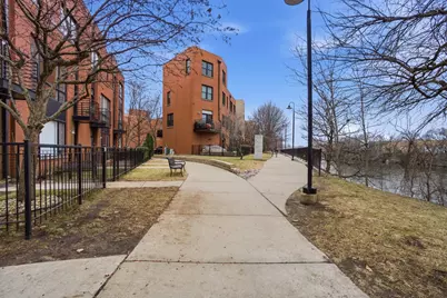 2307 W Wolfram Street #312, Chicago, IL 60618 - Photo 43