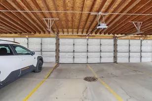 2307 W Wolfram St, Chicago, IL 60618 - Photo 31