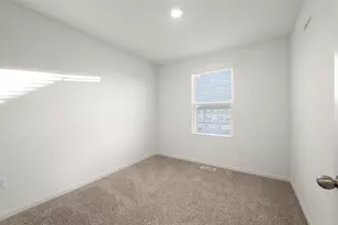 2031 Sequoia Ave, Mundelein, IL 60060 - Photo 27