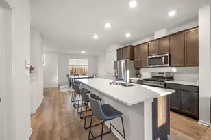 2031 Sequoia Ave, Mundelein, IL 60060 - Photo 7