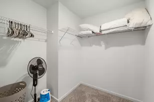 2031 Sequoia Ave, Mundelein, IL 60060 - Photo 25