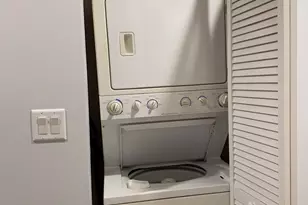 7010 S Merrill Ave, Chicago, IL 60649 - Photo 9