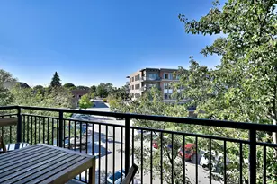 145 S York St, Elmhurst, IL 60126 - Photo 7