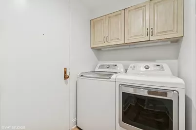 180 E Pearson Street #3807, Chicago, IL 60611 - Photo 25