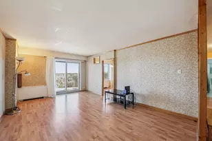 7061 N Kedzie Ave, Chicago, IL 60645 - Photo 3