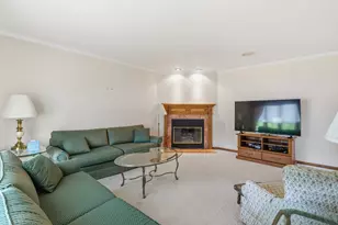 10650 Golf Rd, Orland Park, IL 60462 - Photo 3