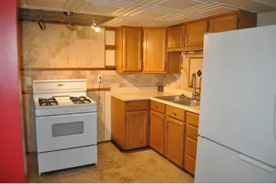 521 S Railroad Street, Montgomery, IL 60538 - Photo 19