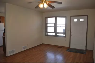 521 S Railroad Street, Montgomery, IL 60538 - Photo 3