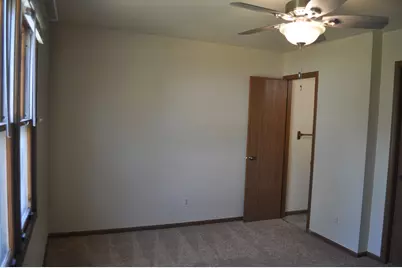 521 S Railroad Street, Montgomery, IL 60538 - Photo 13