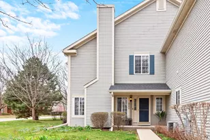 350 Windsor Ct, South Elgin, IL 60177 - Photo 1