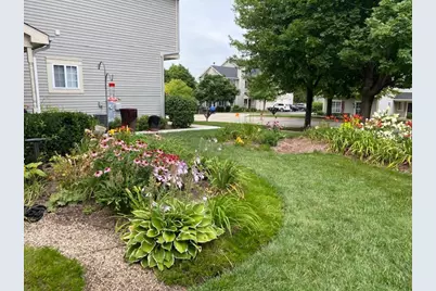 350 Windsor Court #B, South Elgin, IL 60177 - Photo 33