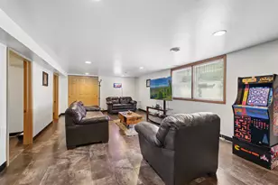 4437 W 100th St, Oak Lawn, IL 60453 - Photo 15