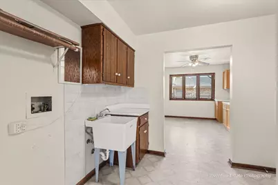 11008 84th Place, Willow Springs, IL 60480 - Photo 11