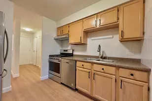 1525 Sander Ct, Wheeling, IL 60090 - Photo 9