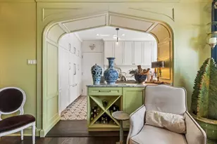 2440 N Lakeview Ave, Chicago, IL 60614 - Photo 11