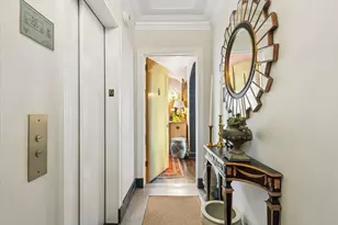 2440 N Lakeview Ave, Chicago, IL 60614 - Photo 3