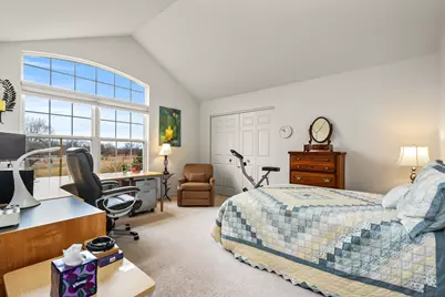 2311 Hazeltime Drive, Vernon Hills, IL 60061 - Photo 25