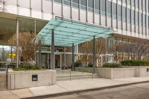 500 W Superior St, Chicago, IL 60654 - Photo 3