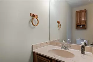 362 Chaparral Ct, Elgin, IL 60120 - Photo 7