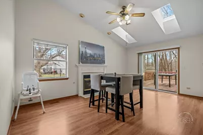 362 Chaparral Court, Elgin, IL 60120 - Photo 11