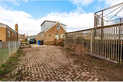 8009 S Kolin Avenue, Chicago, IL 60652 - Photo 33
