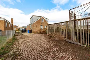 8009 S Kolin Ave, Chicago, IL 60652 - Photo 33