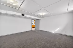 816 W College Ave, Normal, IL 61761 - Photo 31