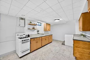 816 W College Ave, Normal, IL 61761 - Photo 27