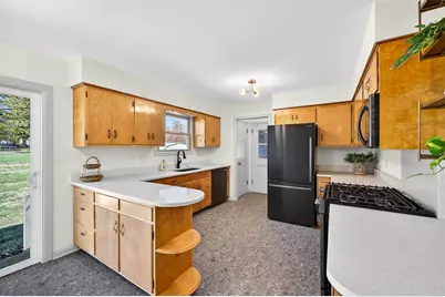 816 W College Avenue, Normal, IL 61761 - Photo 11