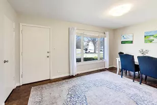 314 N Owen St, Mount Prospect, IL 60056 - Photo 5